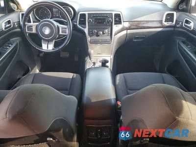 Zdjęcie 8 z 12 samochodu: 2012 JEEP GRAND CHEROKEE LAREDO VIN:1C4RJFAG2CC164968 - miniatura