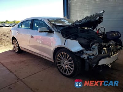 Czwarte zdjęcie samochodu z boku: 2015 BUICK LACROSSE PREMIUM VIN:1G4GF5G38FF174734 - miniatura