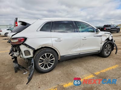 Trzecie zdjęcie samochodu z tyłu: 2019 LINCOLN NAUTILUS SELECT VIN:2LMPJ6K91KBL58932 - miniatura