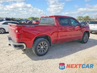 Trzecie zdjęcie samochodu z tyłu: 2021 CHEVROLET SILVERADO K1500 LT VIN:1GCUYDET1MZ428407 - miniatura