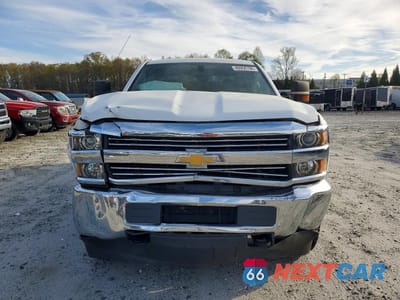 Piąte zdjęcie samochodu w środku: 2018 CHEVROLET SILVERADO K2500 HEAVY DUTY VIN:1GC1KUEG2JF129657 - miniatura