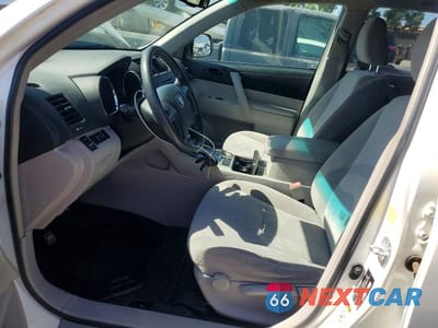 Zdjęcie 7 z 12 samochodu: 2011 TOYOTA HIGHLANDER VIN:5TDZA3EH2BS012414 - miniatura