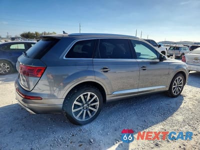 Trzecie zdjęcie samochodu z tyłu: 2018 AUDI Q7 PRESTIGE VIN:WA1VAAF71JD013051 - miniatura