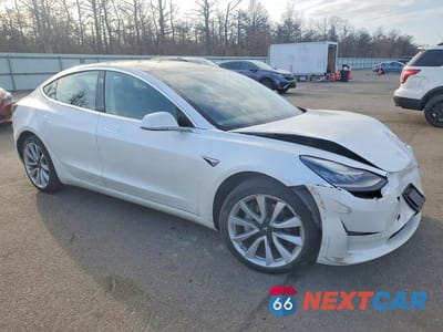 Czwarte zdjęcie samochodu z boku: 2020 TESLA MODEL 3 VIN:5YJ3E1EA7LF745906 - miniatura