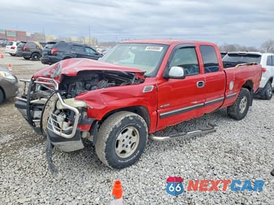1999 CHEVROLET SILVERADO K1500 2GCEK19T1X1263681 - główne zdjęcie licytacji z USA - miniatura