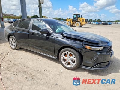 Czwarte zdjęcie samochodu z boku: 2025 HONDA ACCORD LX VIN:1HGCY1F24SA028595 - miniatura