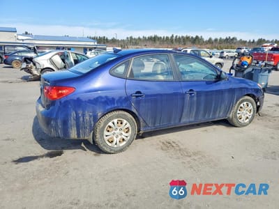 Trzecie zdjęcie samochodu z tyłu: 2010 HYUNDAI ELANTRA GLS VIN:KMHDU4AD0AU929545 - miniatura