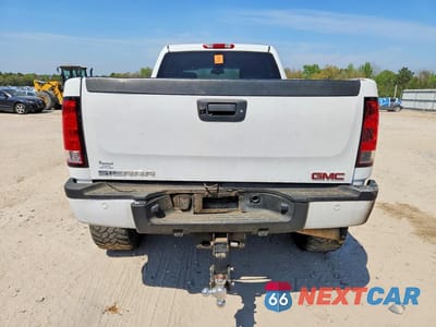 Zdjęcie 6 z 12 samochodu: 2013 GMC SIERRA K2500 DENALI VIN:1GT125E85DF193176 - miniatura