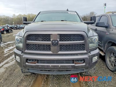 Piąte zdjęcie samochodu w środku: 2016 RAM 2500 LARAMIE VIN:3C6UR5FJ3GG199885 - miniatura