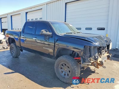 Czwarte zdjęcie samochodu z boku: 2011 CHEVROLET SILVERADO K1500 LTZ VIN:3GCPKTE35BG261037 - miniatura