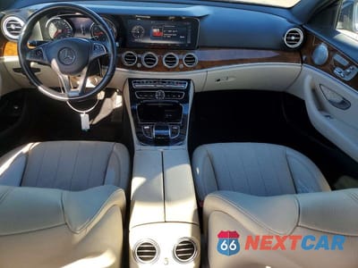 Zdjęcie 8 z 11 samochodu: 2017 MERCEDES-BENZ E 300 4MATIC VIN:WDDZF4KB0HA047536 - miniatura