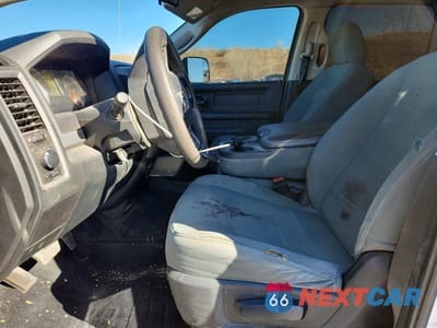 Zdjęcie 7 z 11 samochodu: 2016 RAM 2500 ST VIN:3C6UR5CJ7GG305596 - miniatura