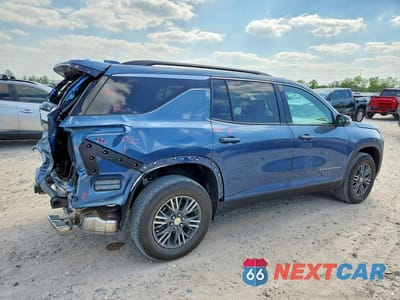 Trzecie zdjęcie samochodu z tyłu: 2026 CHEVROLET TRAVERSE LT VIN:1GNERGKSXTJ282723 - miniatura