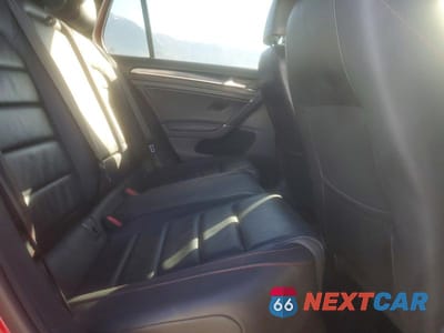 Zdjęcie 10 z 12 samochodu: 2015 VOLKSWAGEN GTI VIN:3VW4T7AU4FM044315 - miniatura