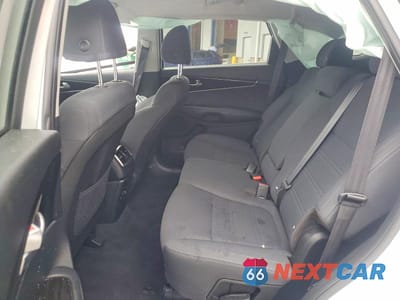 Zdjęcie 11 z 13 samochodu: 2019 KIA SORENTO VIN:5XYPGDA50KG494952 - miniatura