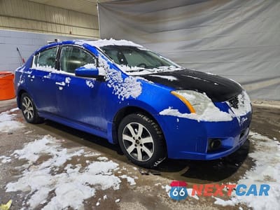 Czwarte zdjęcie samochodu z boku: 2012 NISSAN SENTRA 2.0 VIN:3N1AB6AP5CL674216 - miniatura