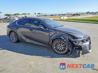Czwarte zdjęcie samochodu z boku: 2022 LEXUS IS 300 BASE VIN:JTHDA1D2XN5119098 - miniatura