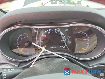 Zdjęcie 9 z 13 samochodu: 2017 JEEP GRAND CHEROKEE TRAILHAWK VIN:1C4RJFLG9HC604981 - miniatura