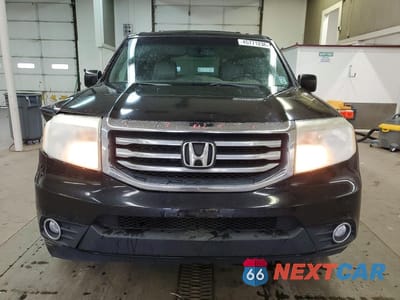 Piąte zdjęcie samochodu w środku: 2012 HONDA PILOT EXL VIN:5FNYF4H5XCB501752 - miniatura