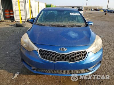 Piąte zdjęcie samochodu w środku: 2014 KIA FORTE VIN:KNAFX4A6XE5122081 - miniatura