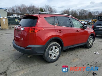 Trzecie zdjęcie samochodu z tyłu: 2015 TOYOTA RAV4 LE VIN:JTMBFREV7FD158093 - miniatura
