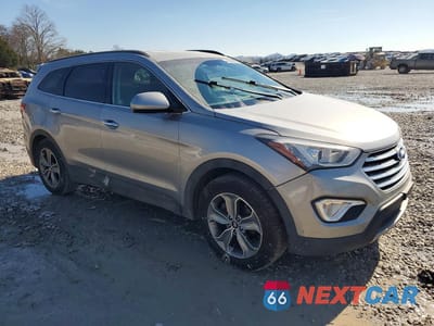 Czwarte zdjęcie samochodu z boku: 2016 HYUNDAI SANTA FE SE VIN:KM8SM4HF2GU133760 - miniatura