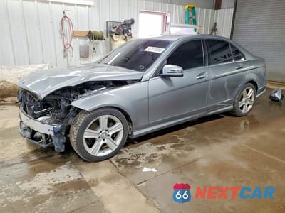 2011 MERCEDES-BENZ C 300 4MATIC WDDGF8BB4BR149025 - główne zdjęcie licytacji z USA - miniatura