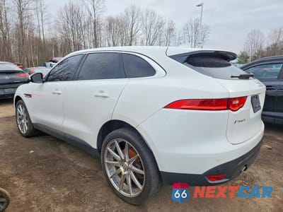 Drugie zdjęcie samochodu z przodu: 2019 JAGUAR F-PACE VIN:SADCS2FX4KA364933 - miniatura