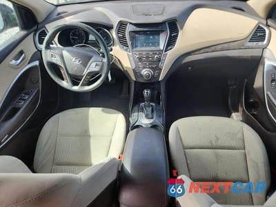 Zdjęcie 8 z 12 samochodu: 2018 HYUNDAI SANTA FE SE VIN:KM8SM4HF8JU270189 - miniatura