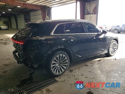 Trzecie zdjęcie samochodu z tyłu: 2019 AUDI E-TRON PRESTIGE VIN:WA1VABGE2KB023281 - miniatura