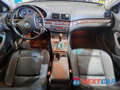 Zdjęcie 8 z 12 samochodu: 2004 BMW 325 XI VIN:WBAEU334X4PR12798 - miniatura