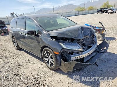 Czwarte zdjęcie samochodu z boku: 2018 HONDA ODYSSEY ELITE VIN:5FNRL6H95JB063988 - miniatura