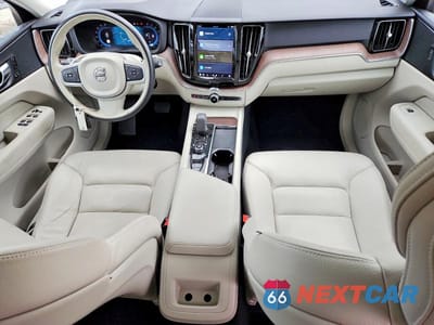 Zdjęcie 8 z 13 samochodu: 2022 VOLVO XC60 B5 MOMENTUM VIN:YV4L12RK4N1986643 - miniatura