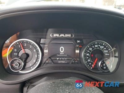 Zdjęcie 9 z 12 samochodu: 2024 RAM TRUCKS 1500 BIG HORN/LONE STAR VIN:1C6SRFFT1RN154338 - miniatura