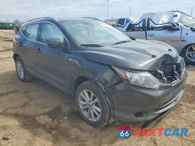 Czwarte zdjęcie samochodu z boku: 2019 NISSAN ROGUE SPORT SV VIN:JN1BJ1CR4KW340745 - miniatura