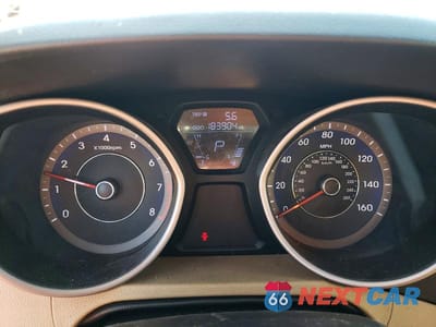 Zdjęcie 9 z 11 samochodu: 2012 HYUNDAI ELANTRA GLS VIN:KMHDH4AE9CU250244 - miniatura