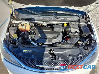 Zdjęcie 12 z 13 samochodu: 2017 CHRYSLER PACIFICA TOURING L VIN:2C4RC1BG2HR543804 - miniatura