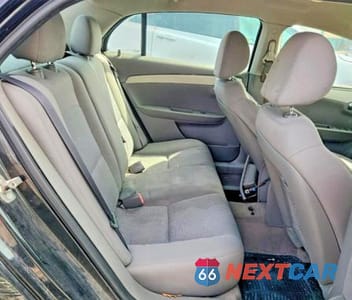 Zdjęcie 10 z 12 samochodu: 2011 CHEVROLET MALIBU LS VIN:1G1ZB5E14BF351406 - miniatura