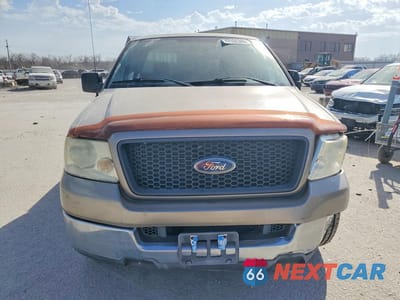 Piąte zdjęcie samochodu w środku: 2004 FORD F150 VIN:1FTRF12W34NA74177 - miniatura