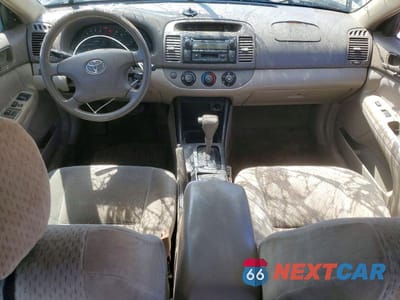 Zdjęcie 8 z 11 samochodu: 2004 TOYOTA CAMRY LE VIN:4T1BE32K74U791986 - miniatura