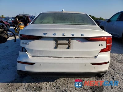 Zdjęcie 6 z 11 samochodu: 2020 VOLVO S60 T5 MOMENTUM VIN:7JR102FKXLG047736 - miniatura