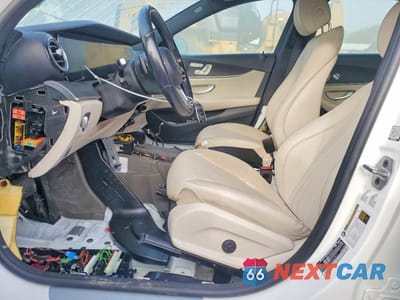 Zdjęcie 7 z 12 samochodu: 2019 MERCEDES-BENZ E 450 4MATIC VIN:WDDZF6JB0KA669817 - miniatura