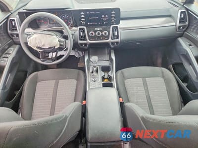 Zdjęcie 8 z 12 samochodu: 2023 KIA SORENTO LX VIN:5XYRG4LC5PG184128 - miniatura