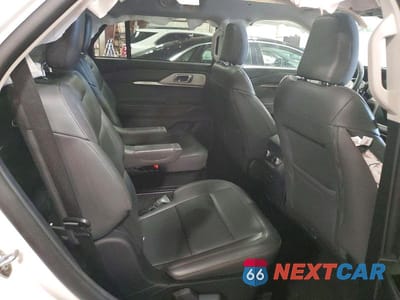 Zdjęcie 10 z 12 samochodu: 2025 FORD EXPLORER ACTIVE VIN:1FMUK8DH0SGB27346 - miniatura