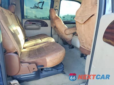 Zdjęcie 10 z 13 samochodu: 2005 FORD F350 SUPER DUTY VIN:1FTWW33PX5EC30173 - miniatura