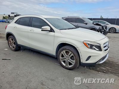 Czwarte zdjęcie samochodu z boku: 2015 MERCEDES-BENZ GLA-CLASS GLA 250 4MATIC VIN:WDCTG4GB7FJ181960 - miniatura