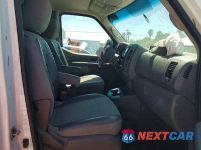 Zdjęcie 11 z 14 samochodu: 2020 NISSAN NV 1500 UTILITY / SERVICE VAN VIN:1N6BF0KM1LN802388 - miniatura