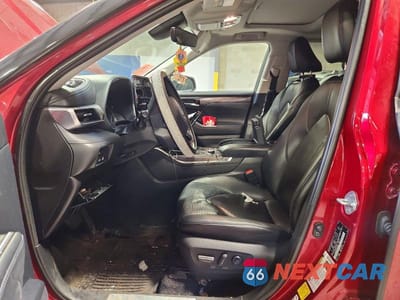 Zdjęcie 7 z 12 samochodu: 2021 TOYOTA HIGHLANDER LIMITED VIN:5TDDZRBH0MS102562 - miniatura