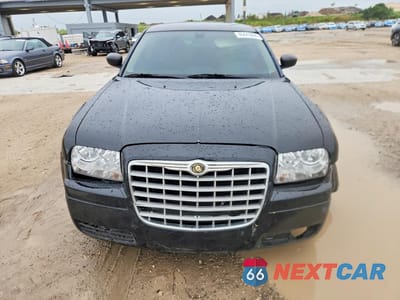 Piąte zdjęcie samochodu w środku: 2008 CHRYSLER 300 LX VIN:2C3KA43R28H179886 - miniatura