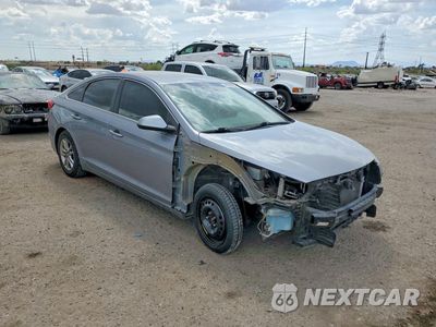 Czwarte zdjęcie samochodu z boku: 2017 HYUNDAI SONATA SE VIN:5NPE24AF5HH538637 - miniatura